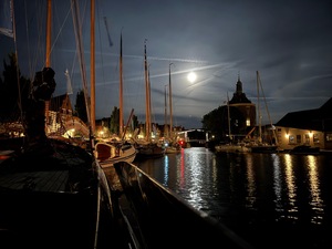 onk25-havenkom-in-maanlicht