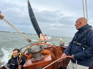 start-met-roy-heiner-in-het-kielzog
